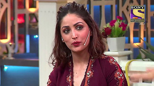 The Kapil Sharma Show Season 2 Episode 5 - Amazing Super-Duo Yami Gautam And Vicky Kaushal