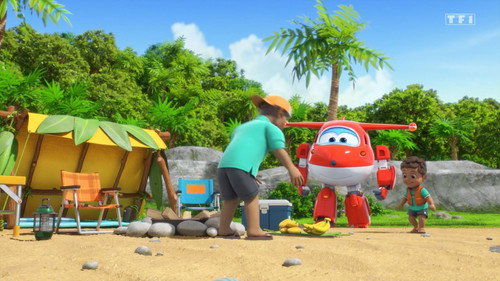 Fiji Camping Chaos still