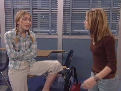 So Little Time Season 1 Episode 7 - Manuelo in the Middle (1)