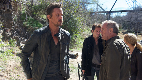 Revolution Season 2 Episode 16 - Exposition Boulevard