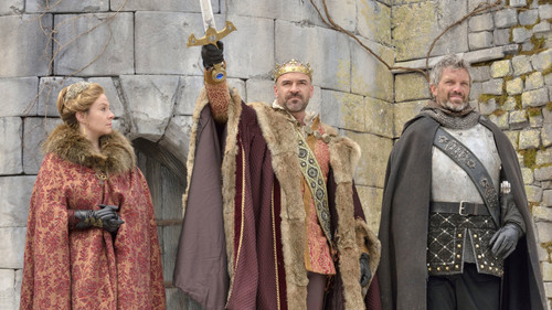 Reign Season 1 Episode 21 - Long Live the King