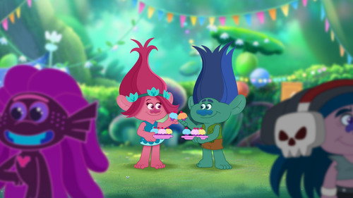 Trolls: TrollsTopia Season 3 Episode 1 - Potluck Poppy