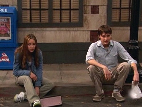 What I Like About You Season 1 Episode 18 - Dude, Where's Val's Car?