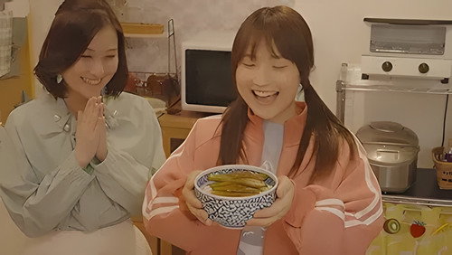 Mentsuyu Hitori Meshi Season 1 Episode 12 - The infinite natto challenge & Grilled eggplant