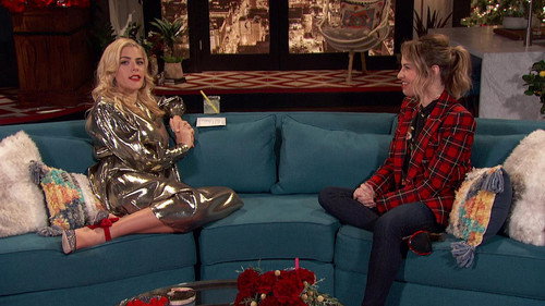 Busy Tonight Season 1 Episode 30 - Leslie Grossman