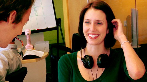 Hardly Working Season 1 Episode 25 - The New Girl