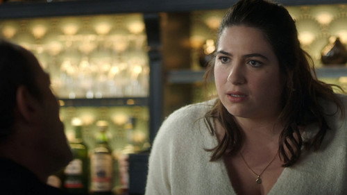 Episode 1112 still