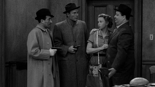 The Honeymooners Season 1 Episode 29 - Trapped
