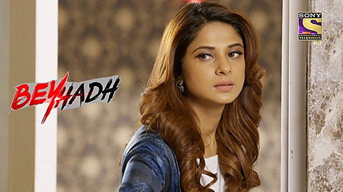 Maya Injures Vandana's Hand still