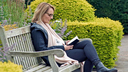 Shakespeare Uncovered Season 3 Episode 1 - Much Ado About Nothing with Helen Hunt