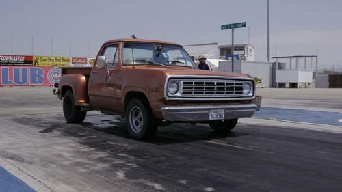 Roadkill Garage Season 2 Episode 8 - Return of the Mopar Muscle Truck!