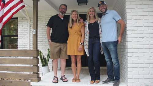 Fixer to Fabulous Season 2 Episode 7 - An Old Rancher Gets a Chef-Inspired Facelift