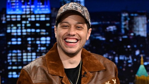 Pete Davidson, Sadie Sink, Olivia Tiedemann still