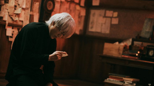 Episode 7 still