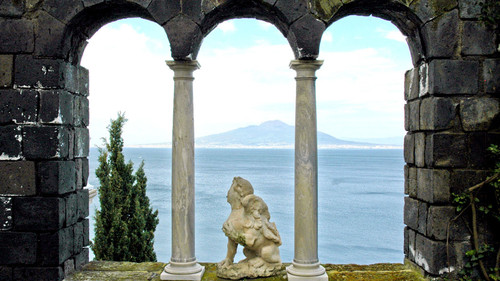 Monty Don's Italian Gardens Season 1 Episode 3 - The South
