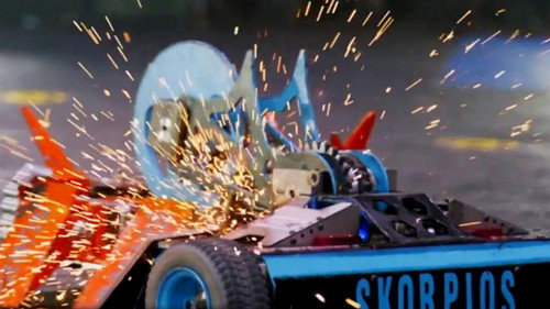 BattleBots Season 4 Episode 10 - Flips, Fires, and Flinches