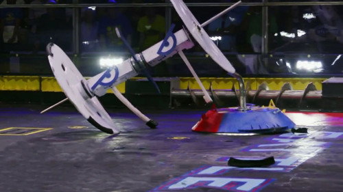 BattleBots Season 4 Episode 9 - Eyes on the Prize