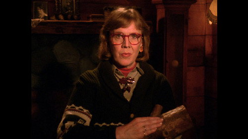Log Lady Introduction - S02E18 still