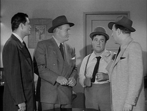 The Abbott and Costello Show Season 2 Episode 18 - Public Enemies