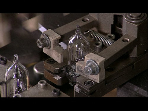 How It's Made Season 7 Episode 11 - Halogen Bulbs, Cellulose Insulation, Aluminum Ladders, Bamboo Fly Rods