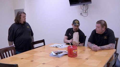 Pawn Stars Season 7 Episode 27 - Lunch Larceny