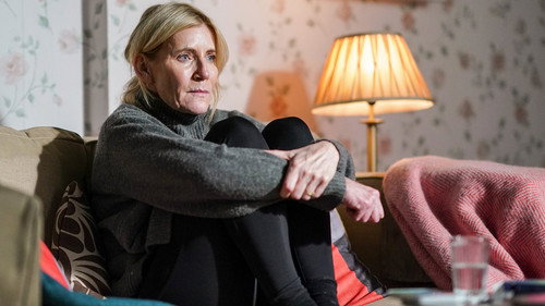 EastEnders Season 41 Episode 11 - 7052