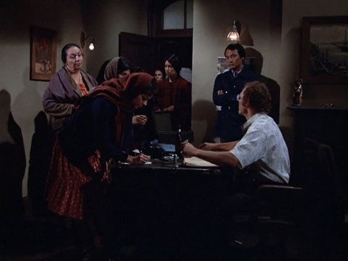 Ironside Season 7 Episode 7 - The Helping Hand