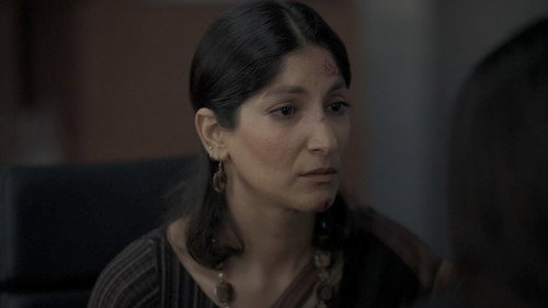 Aarya Season 3 Episode 8 - Panje Nikalne Ka Waqt Aa Gaya Hai