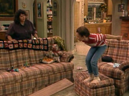 Roseanne Season 1 Episode 2 - We're in the Money