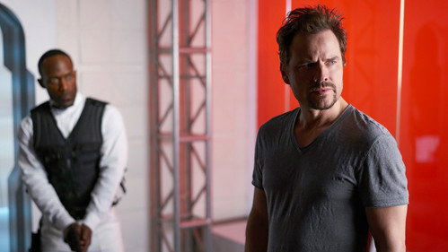 Dark Matter Season 2 Episode 9 - Going Out Fighting