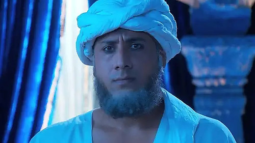 Episode 471 still