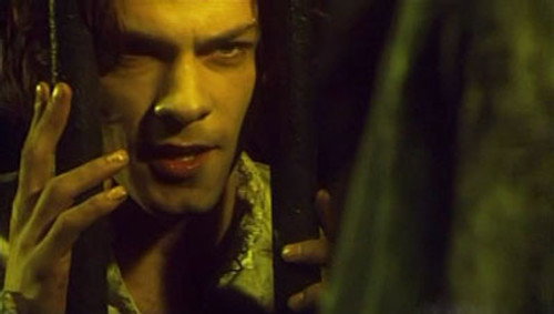 Blood Ties Season 1 Episode 8 - Heart of Fire