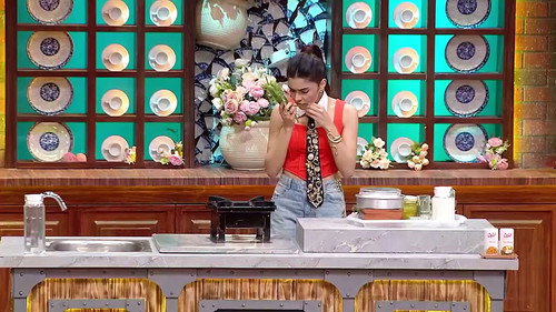 Laughter Chefs Unlimited Entertainment Season 3 Episode 17 - Karan on Fire: Taking Charge