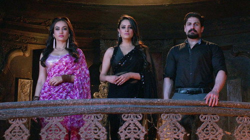 Naagin Season 3 Episode 71 - Vish, Vikrant and Bela Outsmart Sumitra