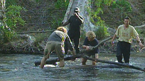 Wie is de Mol? Season 1 Episode 1 - Season 1, Episode 1