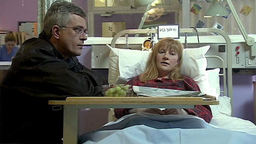 Casualty Season 15 Episode 27 - Breaking Point