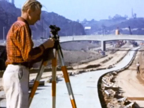Modern Marvels Season 3 Episode 9 - Paving America