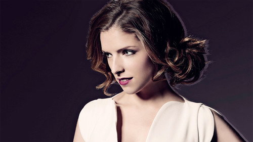Saturday Night Live Season 39 Episode 17 - Anna Kendrick with Pharrell Williams