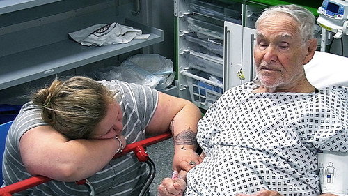 24 Hours in A&E Season 20 Episode 4 - One of the Family
