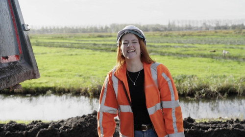 Girls Who Ride Season 6 Episode 10 - Welverdiende truckersmaaltijd