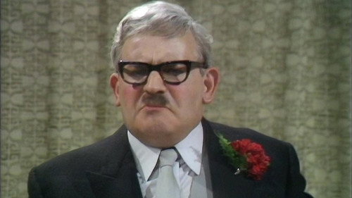 The Two Ronnies Season 1 Episode 7 - Episode 7