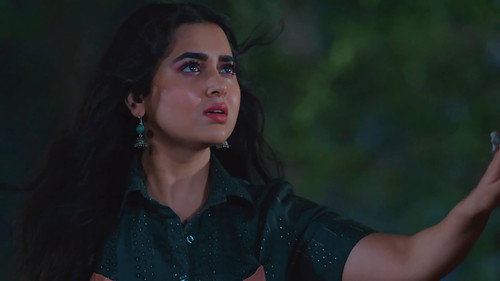 Pragati Learns Prathna's Past still