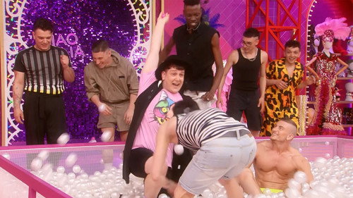 Drag Race Italia Season 2 Episode 2 - Colorful Drag, Lucky Drag