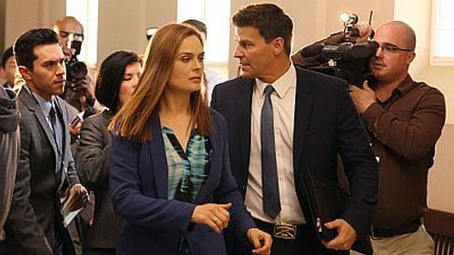 Bones Season 9 Episode 24 - The Recluse in the Recliner