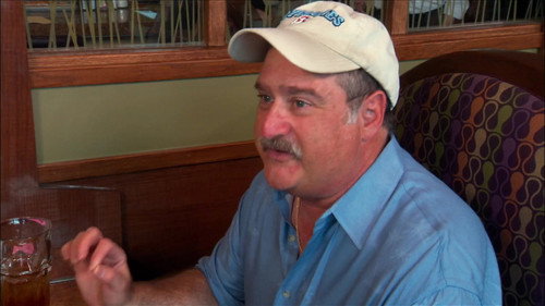 Diners, Drive-Ins and Dives Season 10 Episode 11 - Sweet 'n Savory