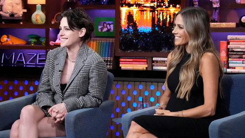 Kristen Stewart and Jana Kramer still