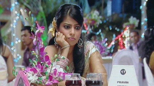 Baa Bahoo Aur Baby Season 2 Episode 16 - Gudiya Consumes Alcohol