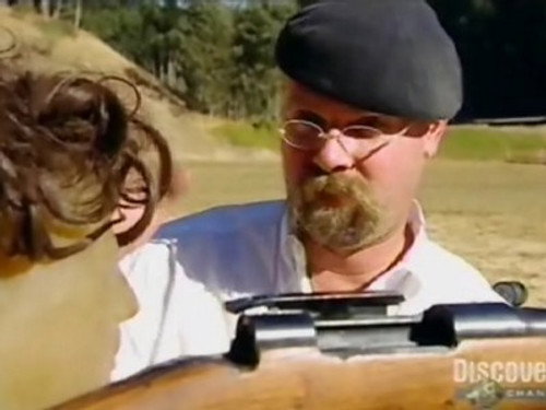 MythBusters Season 4 Episode 25 - Firearms Folklore
