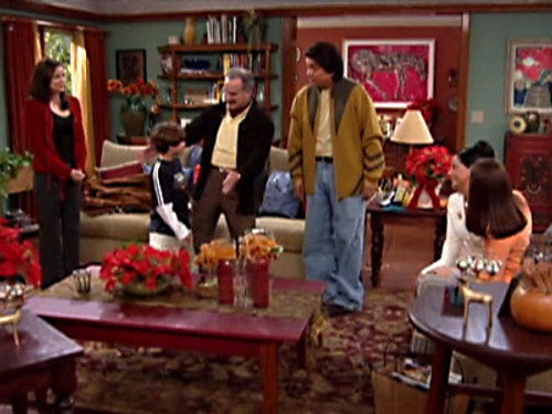 George Lopez Season 2 Episode 11 - Meet the Cuban Parents