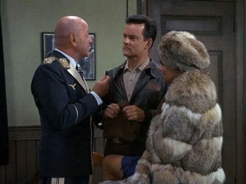 Hogan's Heroes Season 3 Episode 15 - The Hostage